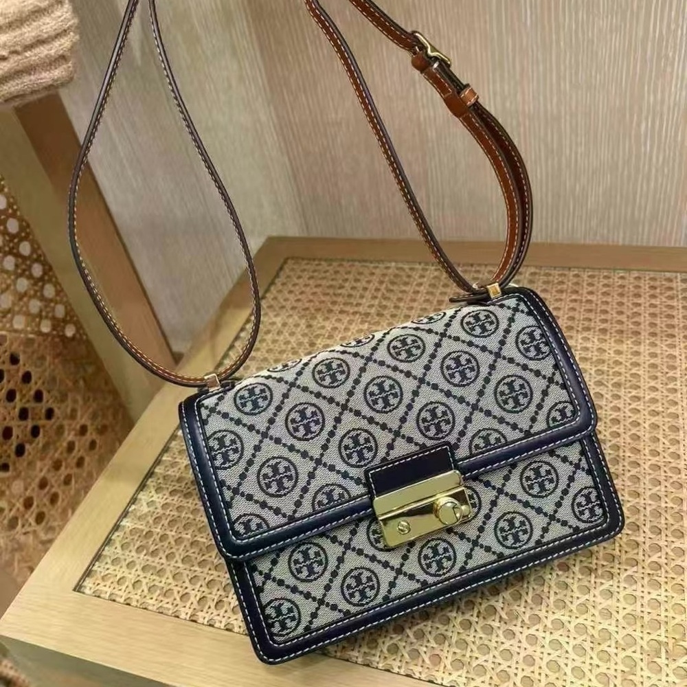 Tory Burch T MONOGRAM SHOULDER BAG
